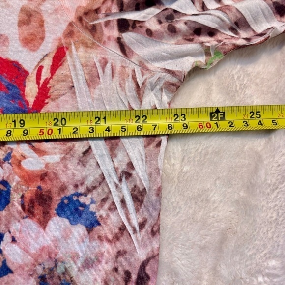 Breckenridge Tunic Top XL Water Color 3/4 Sleeves V-Neck Beaded Neckline Lightwt - Picture 11 of 12